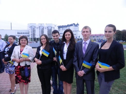 Партія регіонів приєдналась до урочистостей з нагоди підняття Державного Прапора України